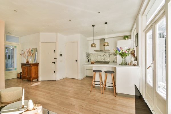 Photo - Under offer: Postjeskade 43-1, 1058 DG Amsterdam